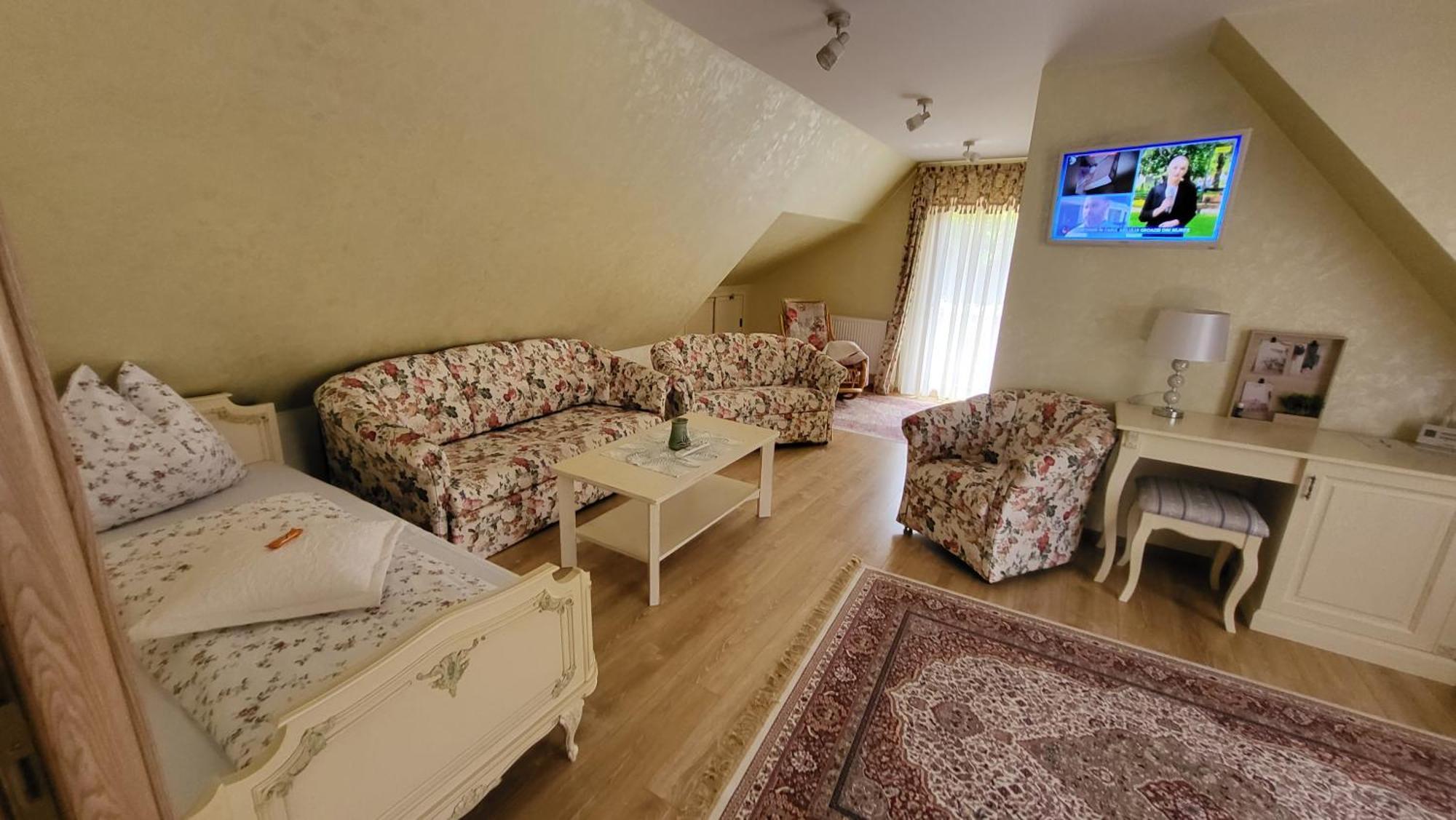 Вилла Casa Hetrea Сигишоара Экстерьер фото